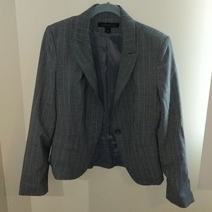 Gray fitted blazer with silver detail